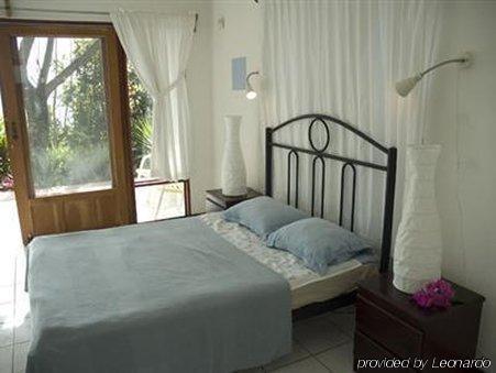 Vista Atenas Bed And Breakfast Mercedes  Rom bilde